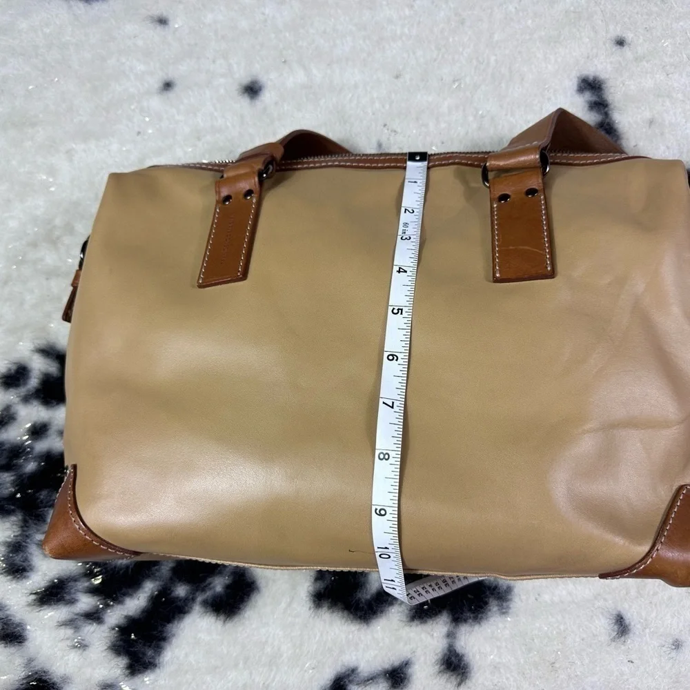 Francesco Biasia Women’s Tan and Brown Leather Shoulder Bag Purse
